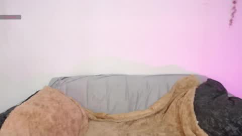 chloe_peach_ online show from May 15, 1:25 pm