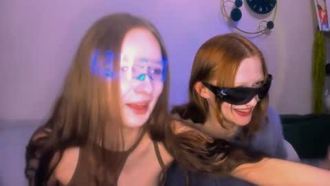 Chloe online show from May 25, 5:12 pm