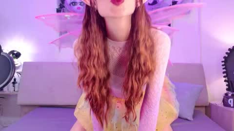 chloeferreira online show from November 1, 5:22 am