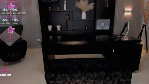 Chloe  OF chloemanson online show from December 13, 8:25 pm