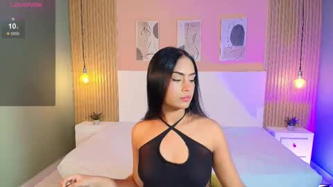 Chloe Moon online show from March 7, 11:40 am