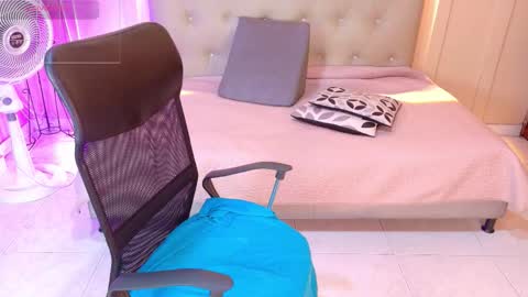 Chloe rosse online show from February 26, 1:37 am