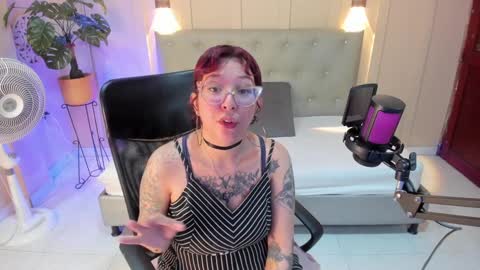Chloe rosse online show from January 12, 1:21 am