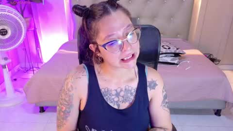 Chloe rosse online show from May 21, 1:36 am