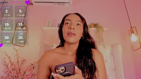 Snapshot of chloetaylorr_ chatting on March 2, 8:57 pm CHLOE online show from March 2, 8:57 pm