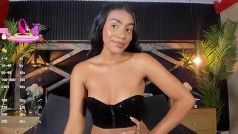 Snapshot of chloetaylorr_ chatting on March 6, 9:42 pm CHLOE online show from March 6, 9:42 pm