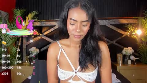Snapshot of chloetaylorr_ chatting on March 7, 9:06 pm CHLOE online show from March 7, 9:06 pm