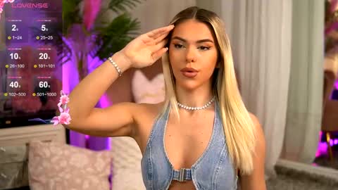 Chloe online show from March 2, 9:08 pm