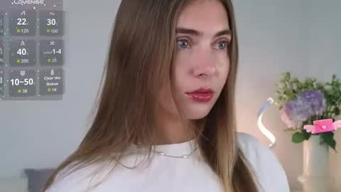 chloi_hes online show from October 9, 11:14 am