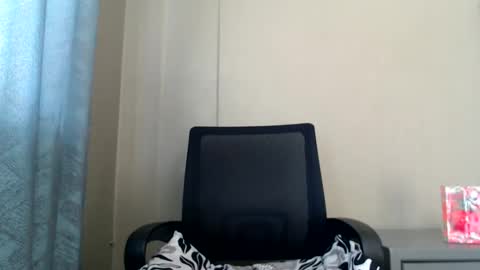 Daisy online show from May 22, 12:58 pm
