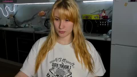 choco_meowx online show from February 9, 12:02 am