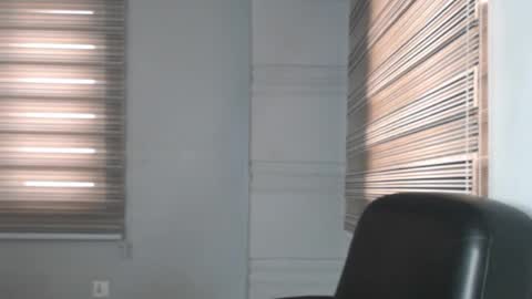 choco_petitqueen online show from December 17, 3:16 pm