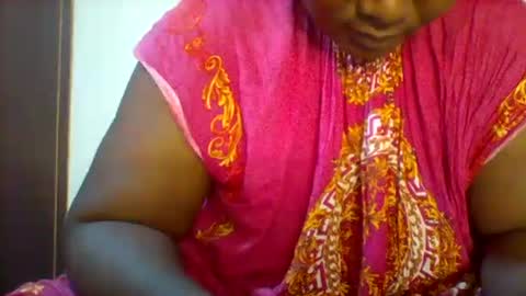 chocobabe002 online show from May 19, 3:57 am