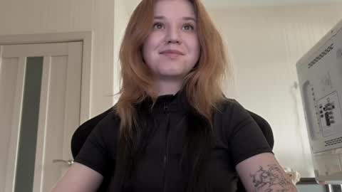 Lissa online show from May 19, 3:57 am