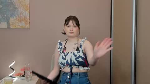 Cassandra online show from March 28, 8:58 am