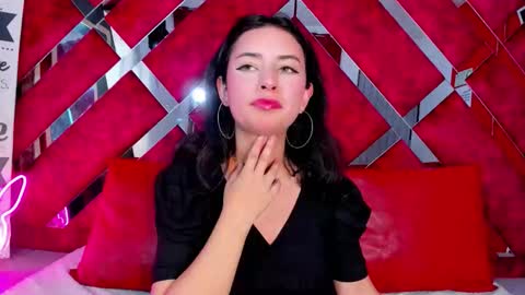 Chrisstin online show from April 7, 5:42 am