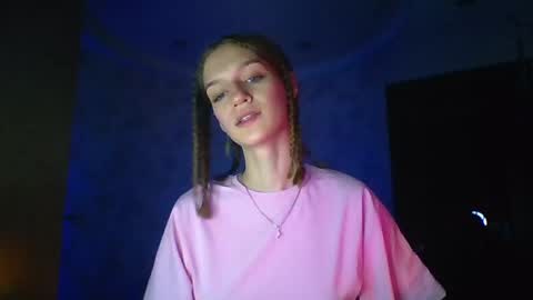 chrissy_joyful online show from May 16, 10:36 am