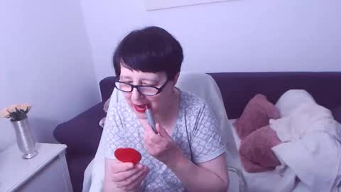 Christa online show from May 9, 2:02 am