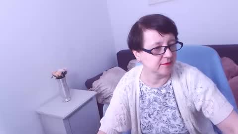 Christa online show from December 12, 3:21 am