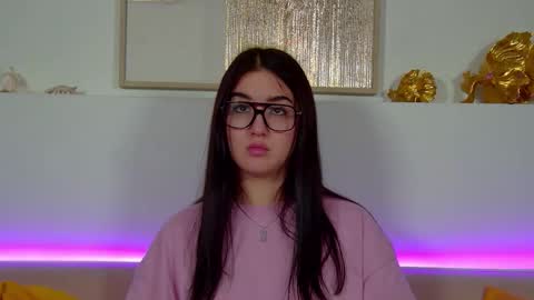 Christina online show from November 7, 7:08 pm