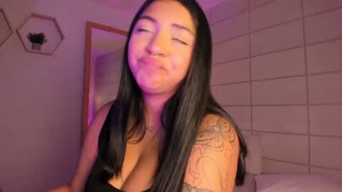 Christine  online show from July 7, 11:57 am