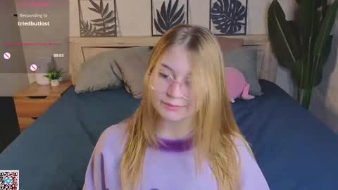 christine_wallker online show from September 26, 12:30 am
