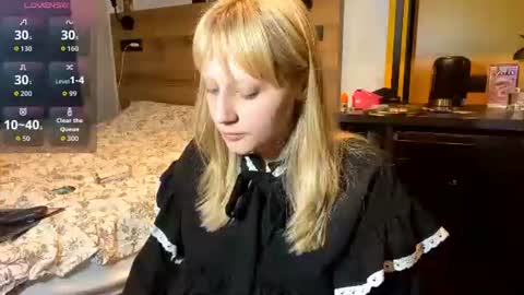 Bella online show from March 22, 5:19 pm