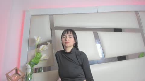 instagram chrystaljade.1 online show from December 11, 1:28 pm