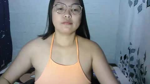 chubbycheeks27 online show from March 13, 4:52 pm