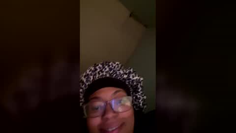 Mommy milf online show from January 13, 11:25 am