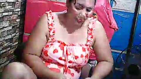 Snapshot of chubbylove_123 chatting on September 24, 9:41 am chubbylove_123 online show from September 24, 9:41 am