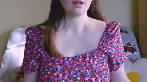 Snapshot of chubbymaia chatting on January 1, 12:11 pm Maia online show from January 1, 12:11 pm