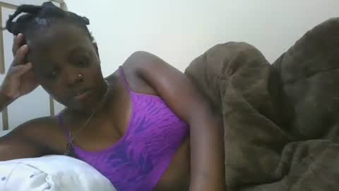 cilia petite online show from March 7, 4:25 pm