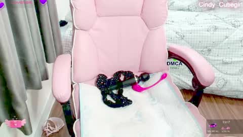 cindy_cutiegirl online show from May 15, 10:34 pm