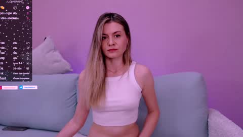Snapshot of cindy_sweety1 chatting on January 20, 11:02 am Cindy online show from January 20, 11:02 am