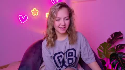 cindylovesmith online show from May 20, 4:09 am