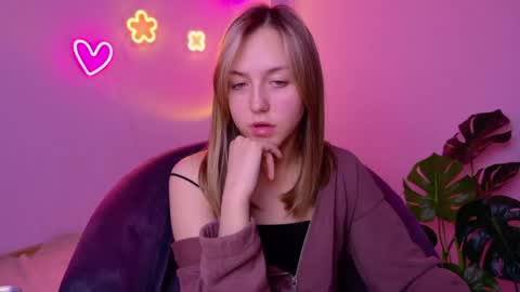 cindylovesmith online show from May 16, 4:26 am
