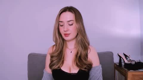 cindyprettywomen online show from May 18, 4:13 pm