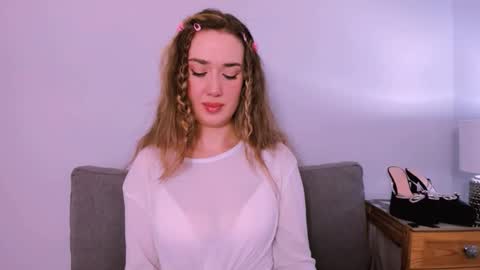 cindyprettywomen online show from May 12, 4:46 pm