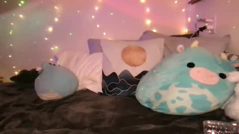 Snapshot of cinnamonpeaches chatting on February 12, 2:56 am Carmen online show from February 12, 2:56 am