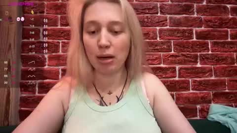 citrusblissss online show from November 10, 12:22 pm