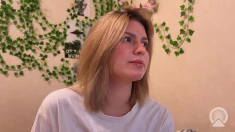 karina online show from September 30, 3:39 pm