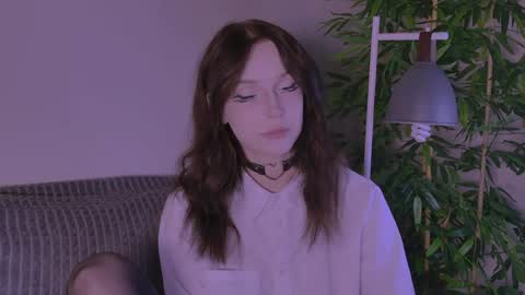 Claire Bennett online show from May 19, 1:12 am