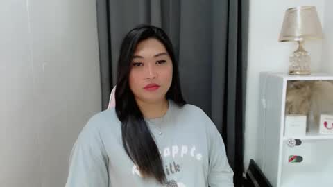 CLAIRE online show from March 17, 6:39 am