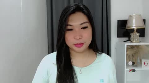 CLAIRE online show from March 9, 5:32 am