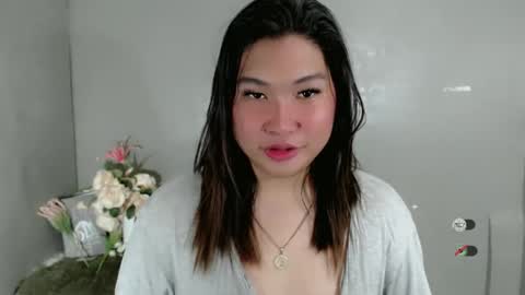 CLAIRE online show from February 11, 8:20 pm