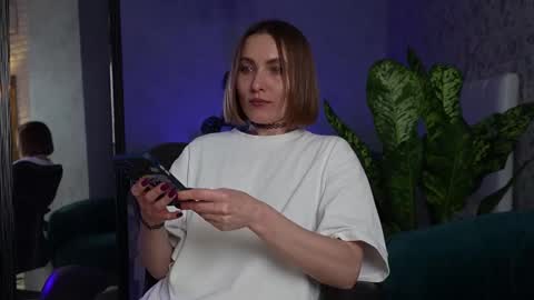 Clara online show from November 29, 7:07 pm