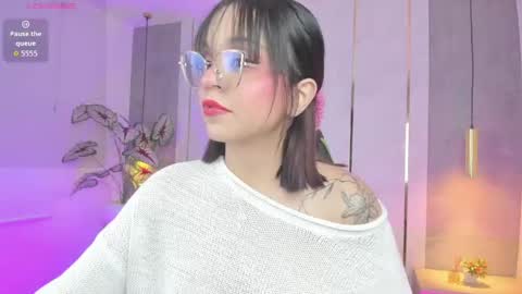 C L A R A online show from May 22, 3:48 am