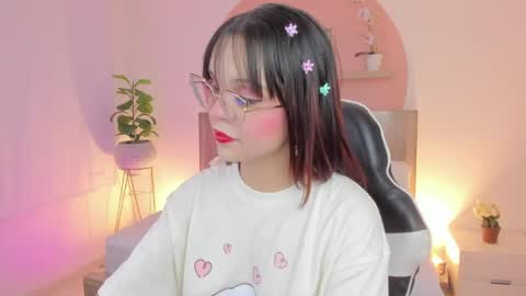 C L A R A online show from May 12, 4:54 am