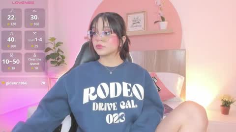 C L A R A online show from May 23, 3:49 am